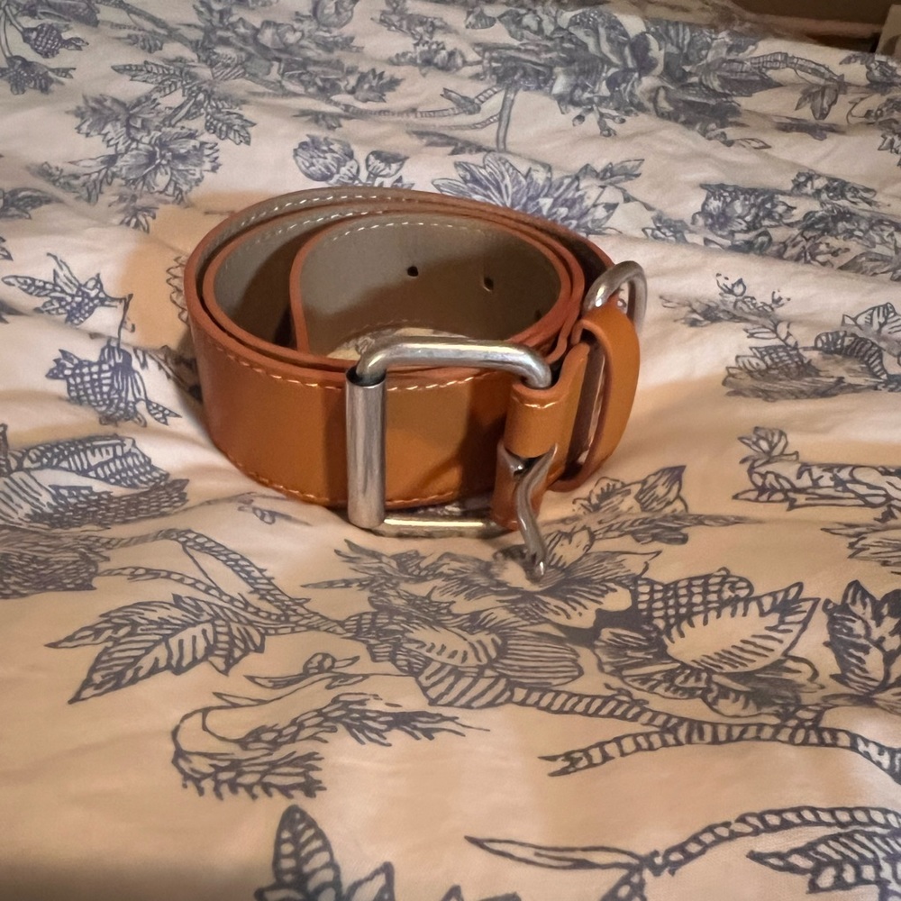 Urban Outfitters Caramel Brown Belt